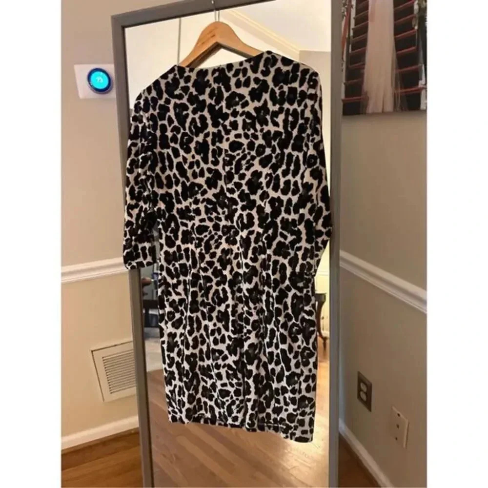 Nicole Miller Luxury Velvet Animal Print Sheath Dress - Size M - Picture 5 of 6